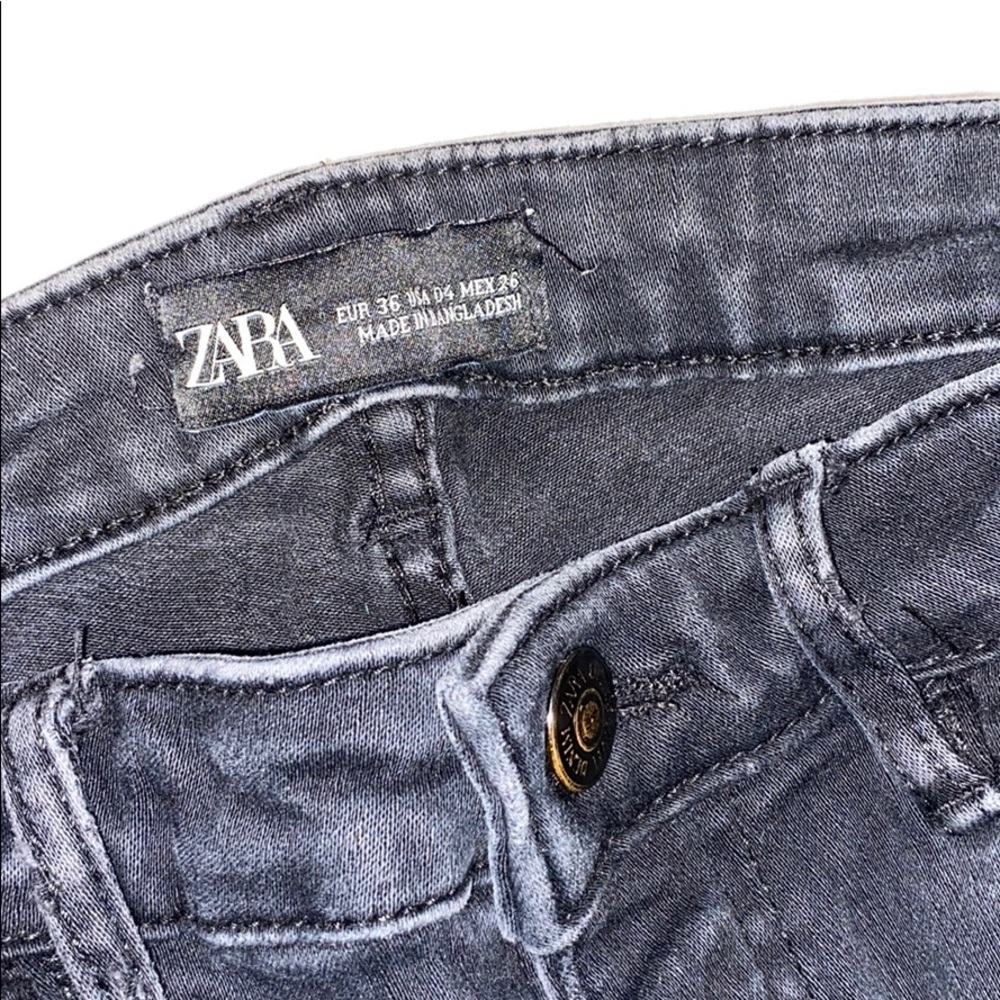 Jeans - Picture 3 of 4